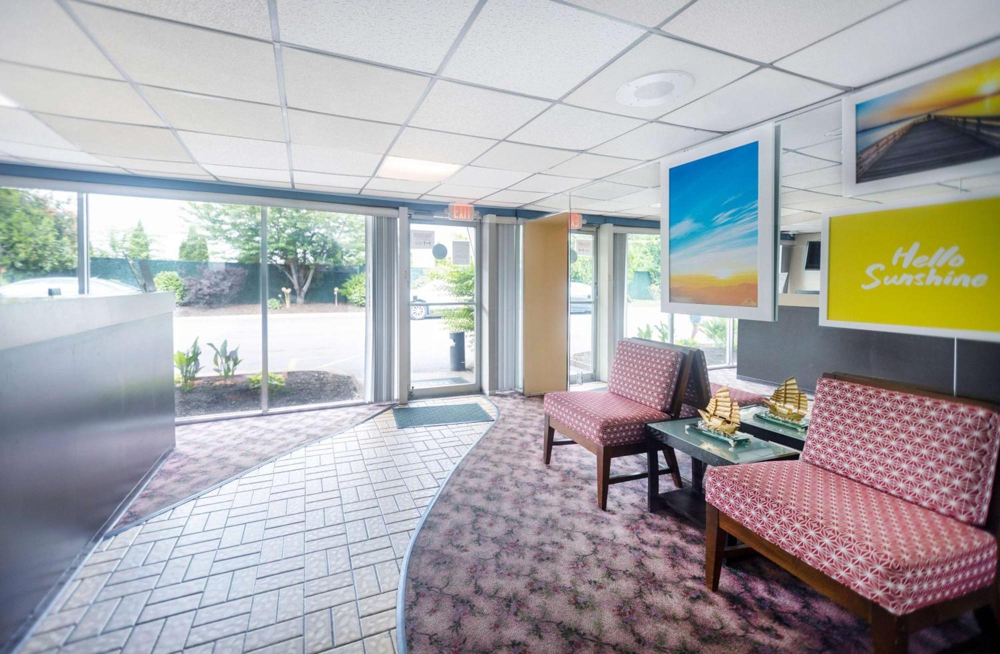 Days Inn By Wyndham Hicksville Long Island Kültér fotó